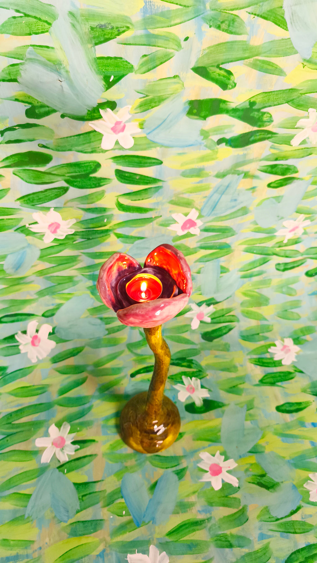 Tulip Candle Holder in Ceramic