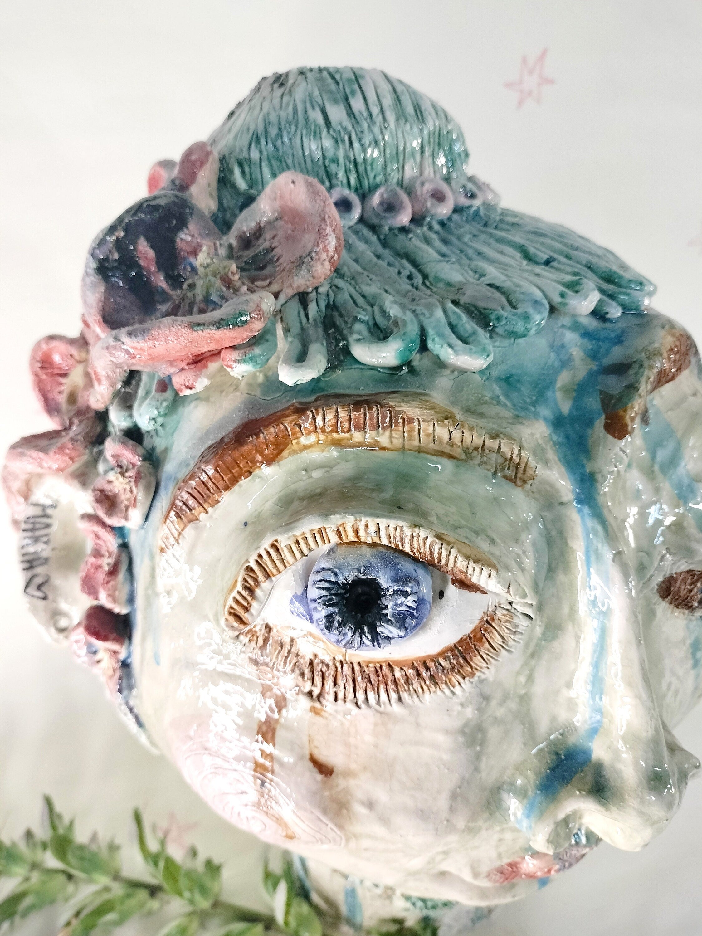 Flower Lady Statue made in Ceramic